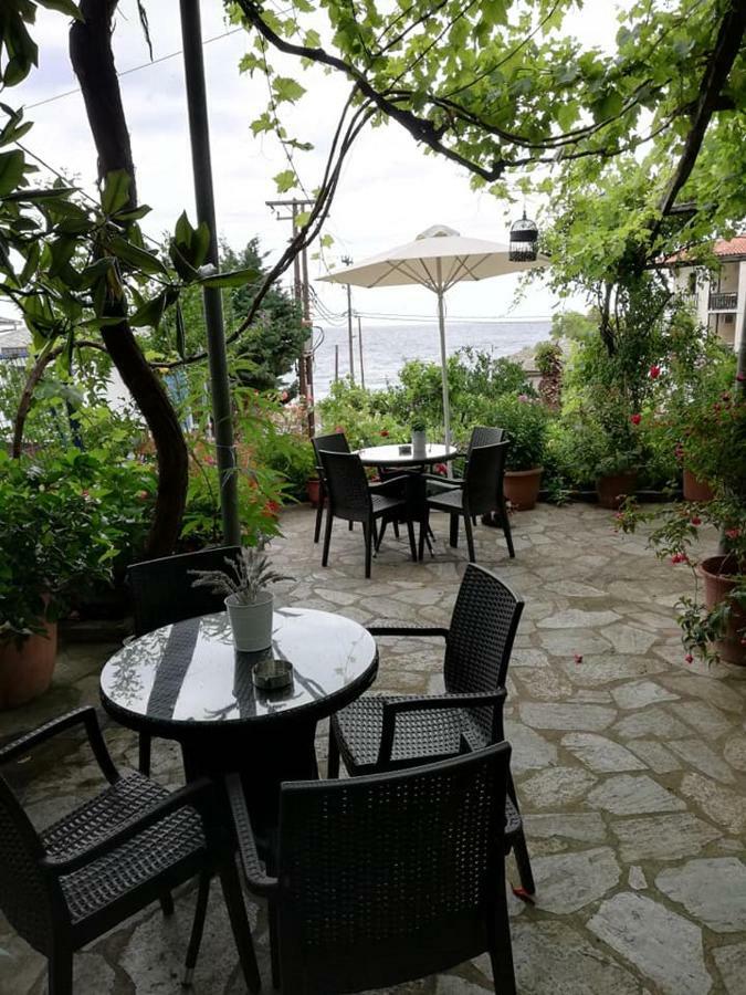 Hotel Erato Chorefton Bagian luar foto